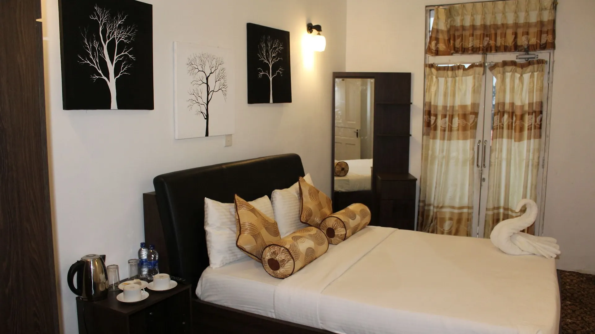 La Cottage Boutique Hotel & Restaurant