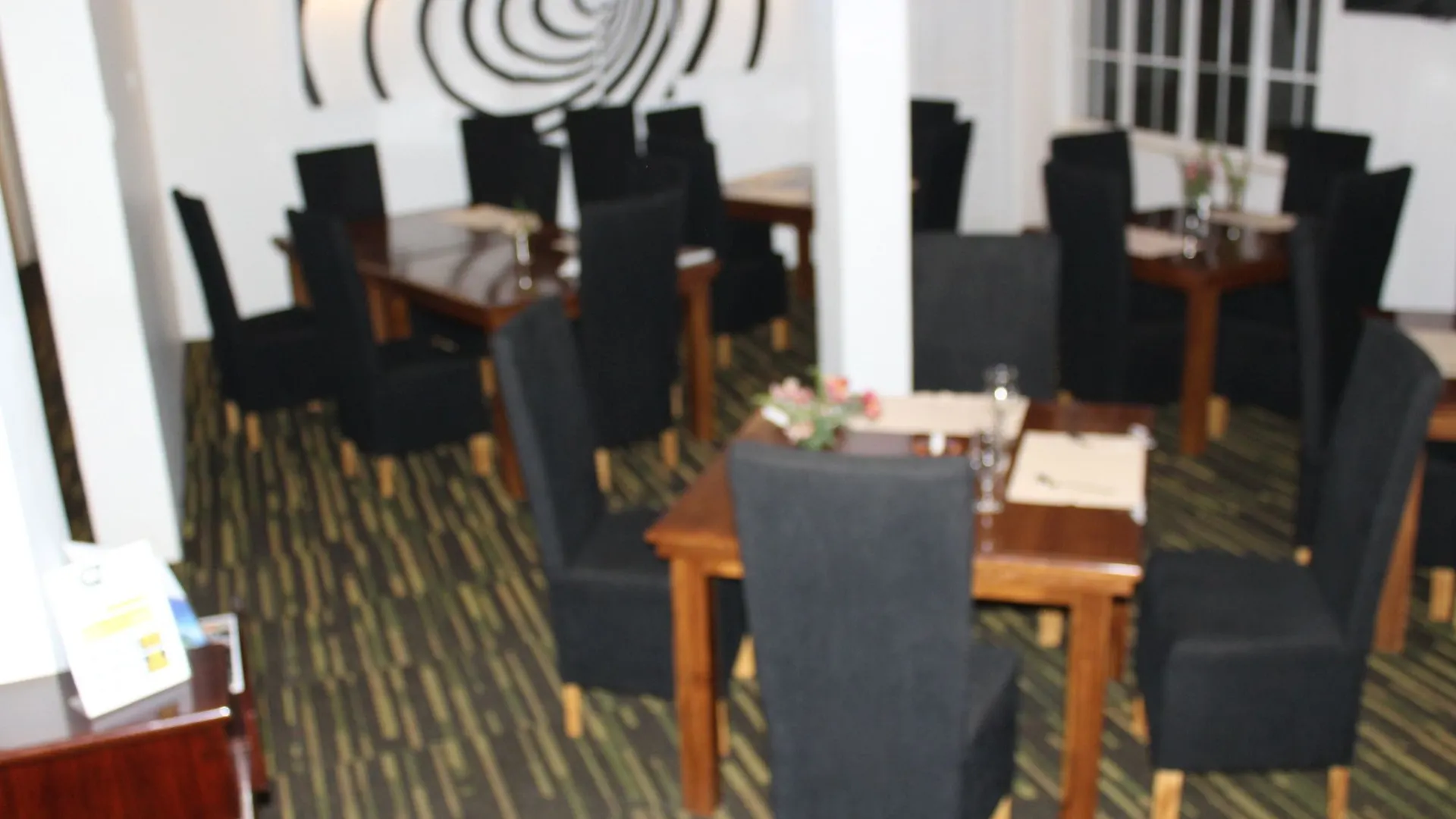 La Cottage Boutique Hotel & Restaurant